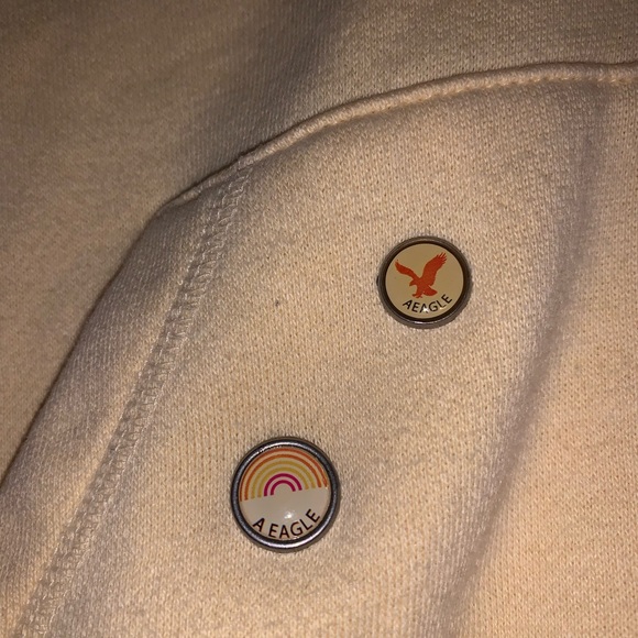 super cute american eagle hoodie!!!! - Picture 2 of 5